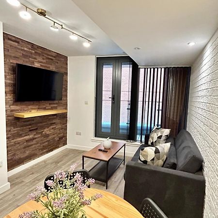 One Bed Apartment - City Centre مانشستر المظهر الخارجي الصورة